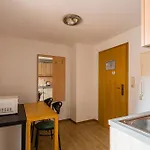 Enjoy Your With Dkn - Mon-sun - Late Night Check-in - Multilanguage - Near Railway Station - Witamy Serdecznie Daire
