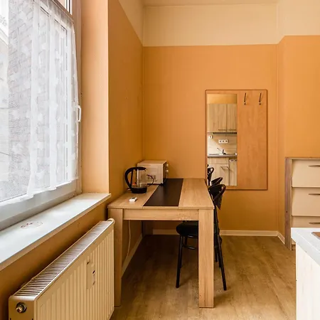 Enjoy Your With Dkn - Mon-sun - Late Night Check-in - Multilanguage - Near Railway Station - Witamy Serdecznie Apartment *